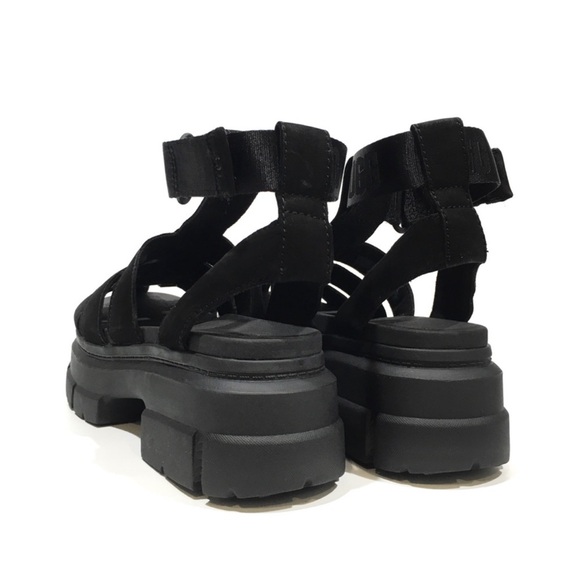 UGG ASHTON STRAPPY PLATFORM SANDALS -BLACK NUBUK -WOMEN US 6.5 - Picture 2 of 10